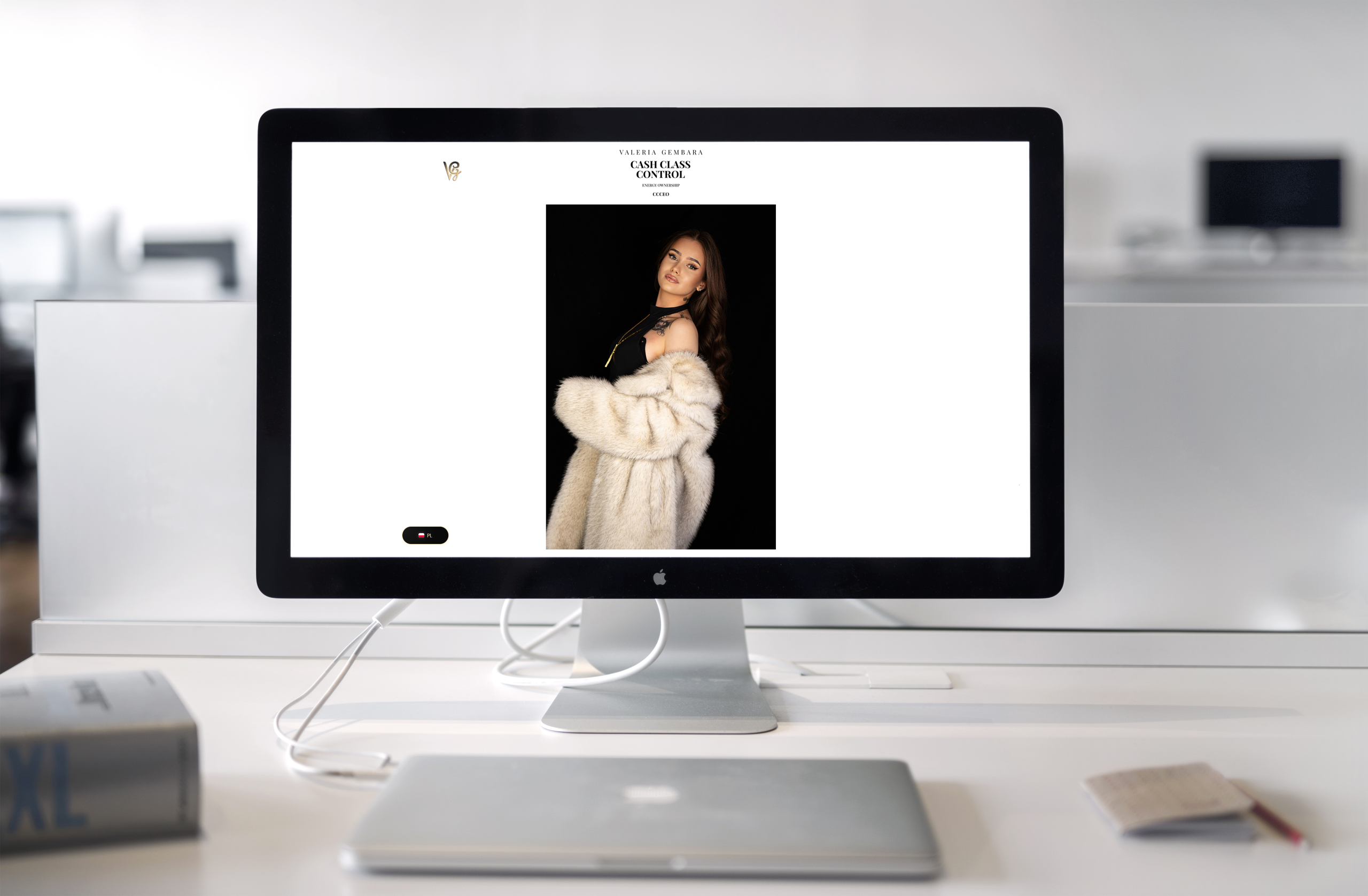 Valeria Gembara, okładka realizacji spójnej identyfikacji wizualnej dla marki osobistej w stonowanej kolorystyce